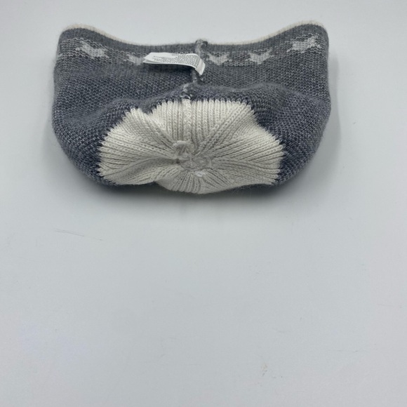 White Knit Hat Sparkle Sunglasses Fox Black and Grey Pom Pom - Picture 5 of 11